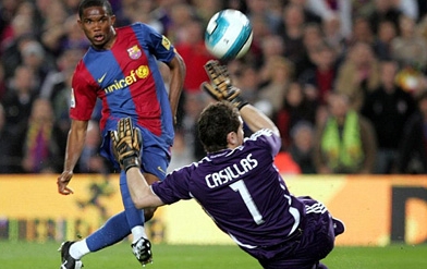 Thánh Iker sợ đối mặt với Samuel Eto'o hơn Lionel Messi